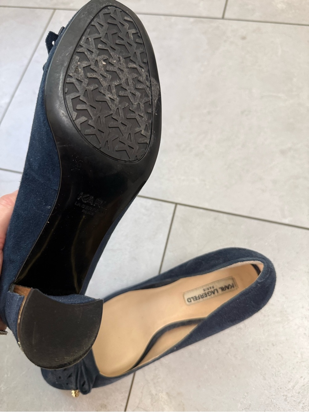 Karl Lagerfeld Navy Suede small square heel